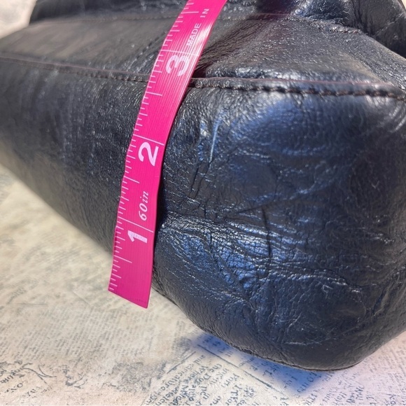 orYANY Julia Leather Satchel Messenger Bag - Picture 14 of 15